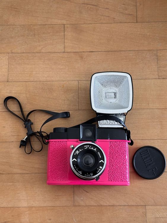 Diana F + / appareil photo argentique / moyen format 120