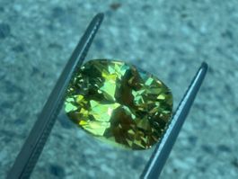 CHRYSOBERYL gelb cushion  4.22cts  Sri Lanka