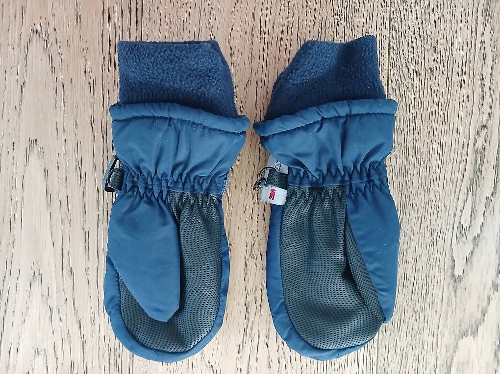 Guanti: Guanti da sci bambino 5-7anni – Usato da Pregassona venduto da mar_2kwz 1
