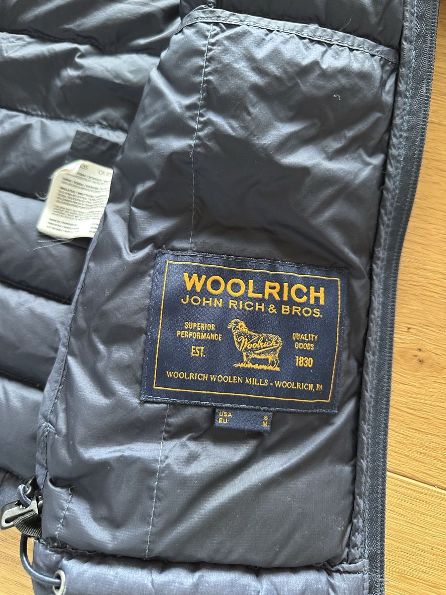 Woolrich Giacche: Woolrich Daunenjacke Steppjacke Gr. S Übergangsjacke – Usato da Grenchen venduto da Veracava 4
