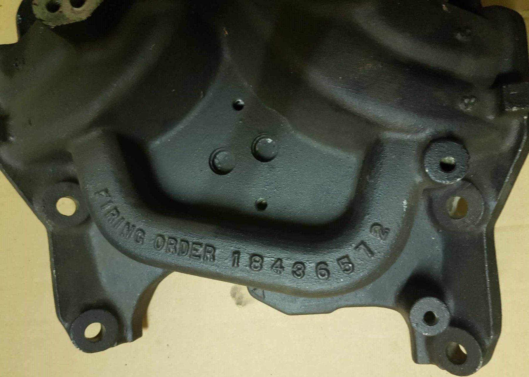 Mopar Tutti pezzi di ricambio auto: Mopar Small Block Intake Terminator – Usato da Niedergösgen venduto da usc_tt5r 1