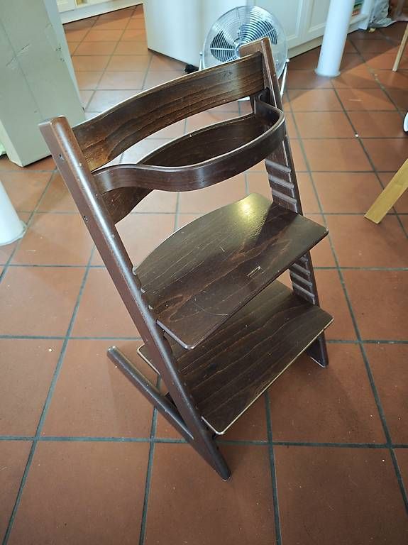 Stokke Chaises hautes: Original Strokke Trip Trap Kinder Hochsitz – D'occasion à Rüfenacht BE par Sumatrabali