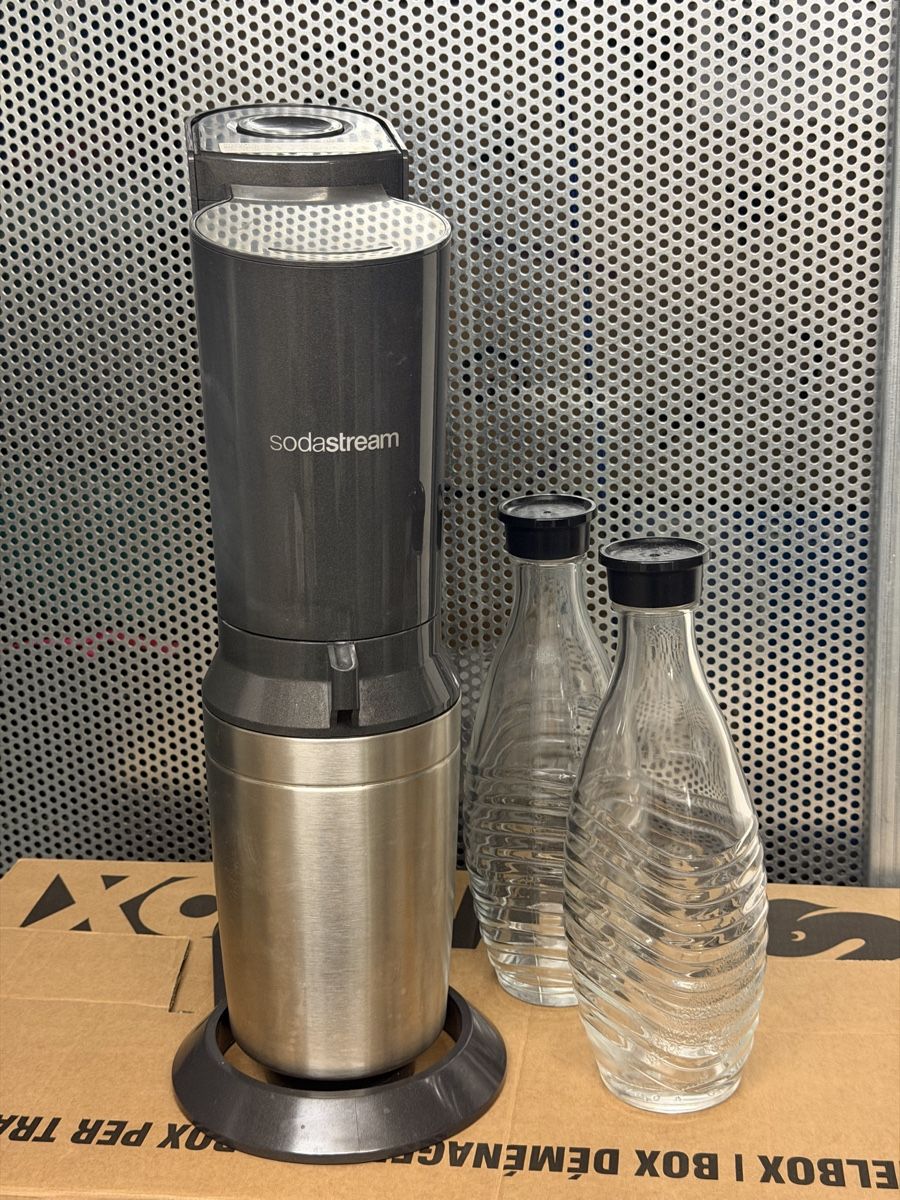 Sodastream Küchengeräte: Sodastream mit 2 Flaschen – Gebraucht aus Zürich von nin_fbg2