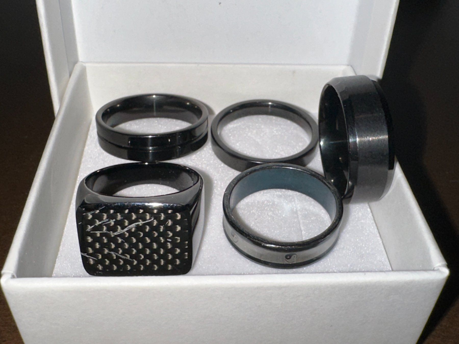Anelli: 5er Set Herren Ringe, Edelstahl – Usato da Kesswil venduto da mie_g89p