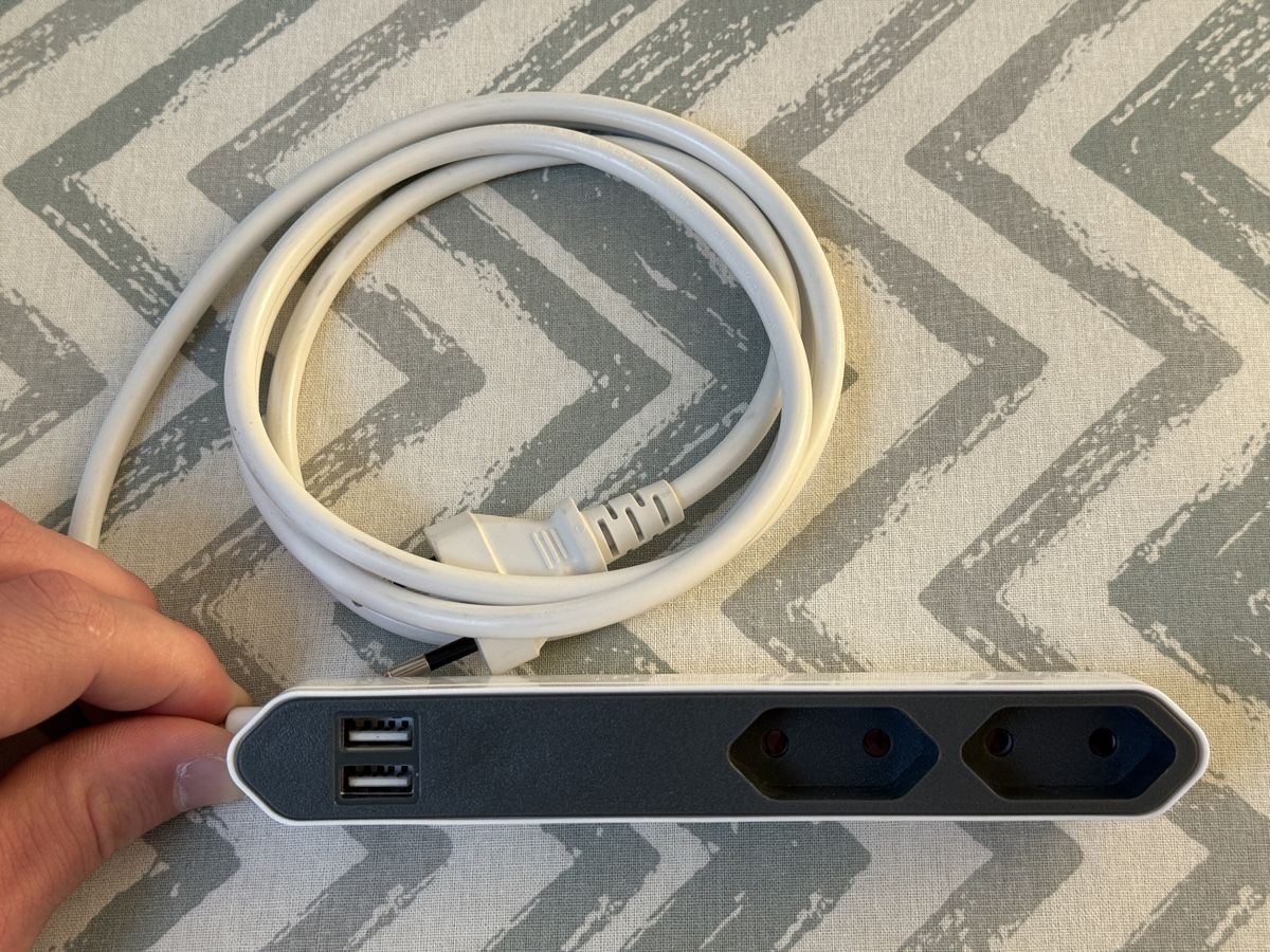 Stromzufuhr: Steckdosenleiste mit USB-Anschlüsse – Neu (gemäss Beschreibung) aus Veltheim AG von EVENT-LLS 1