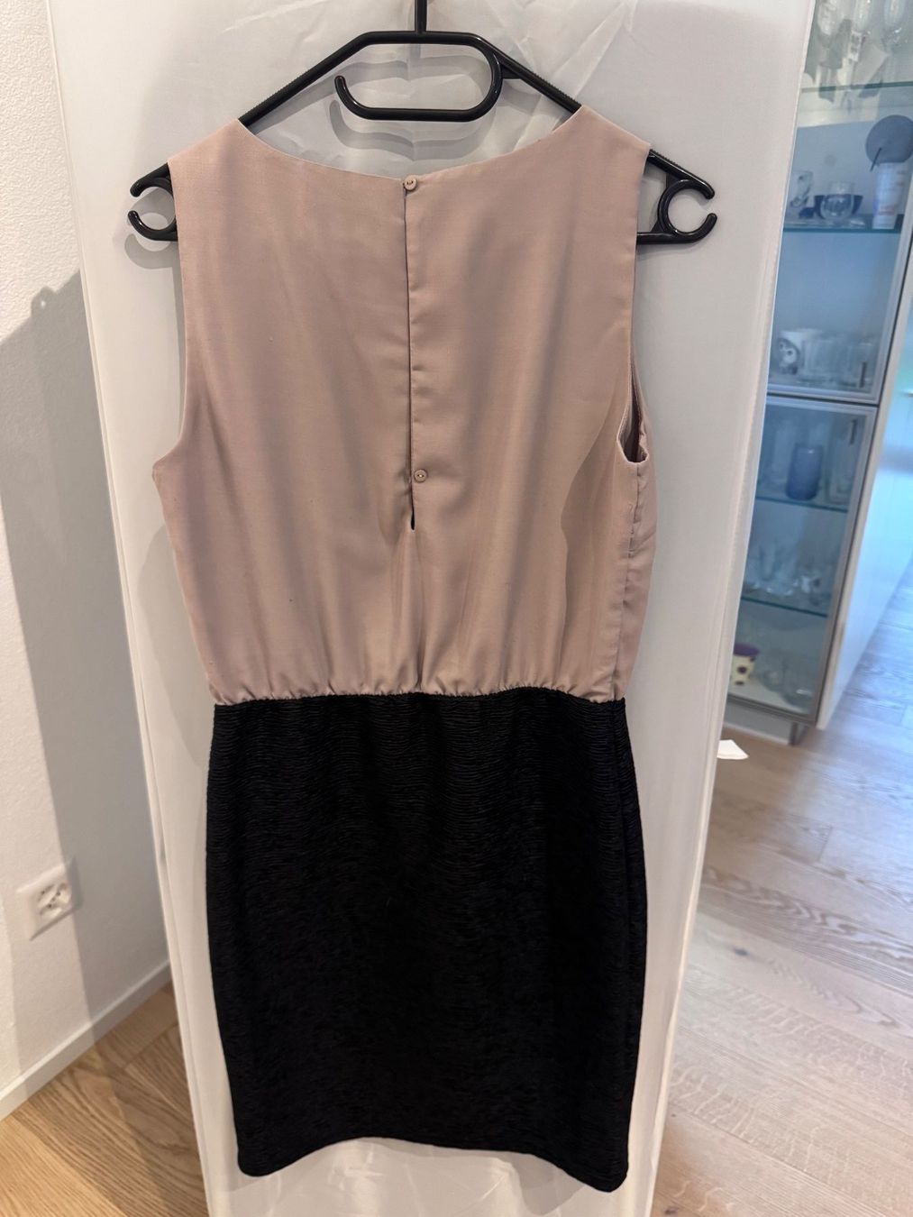 Vestiti: Kleid von VILA – Usato da Winterthur venduto da jen_w6kc 1