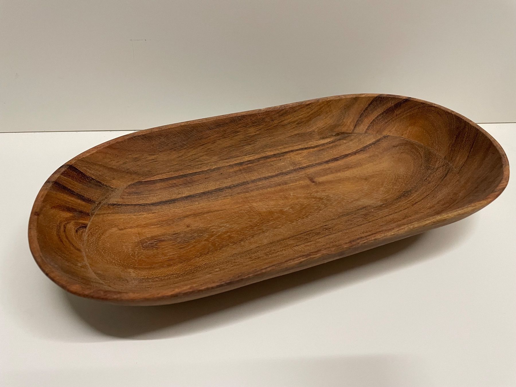 IB Laursen Ciotole: Schale oval, geöltes Akazienholz – Nuovo e nell'imballaggio originale da Villmergen venduto da schnuu73 2