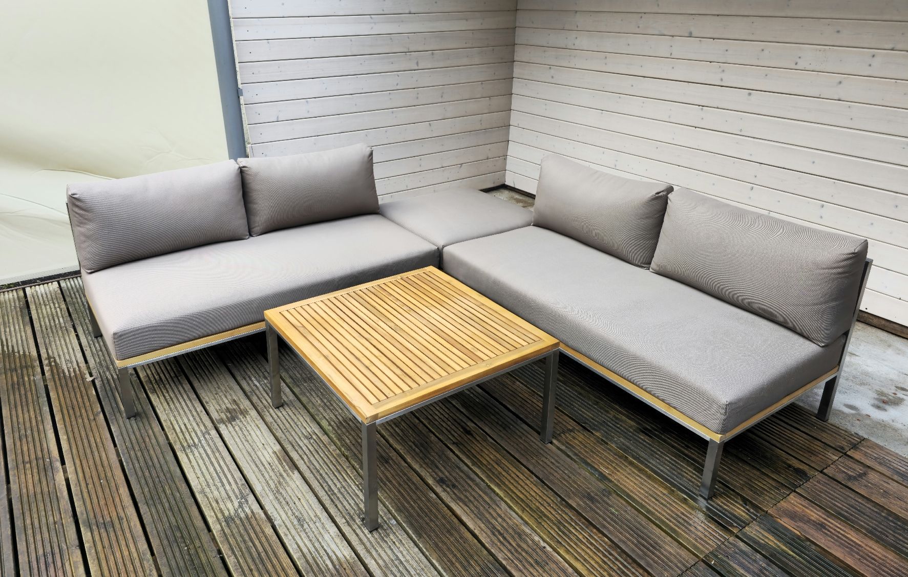 Divani: Gartenlounge mit Beistelltisch – Usato da Etzgen venduto da juj_b678