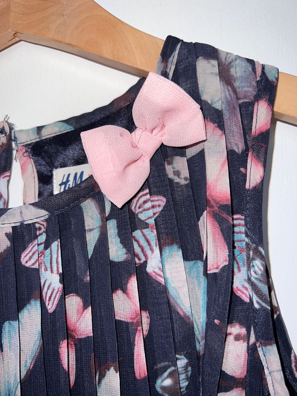 H&M Vestiti & Gonne: Herziges Kleid Gr. 128, H&M – Usato da Teufen AR venduto da Maleaa 2
