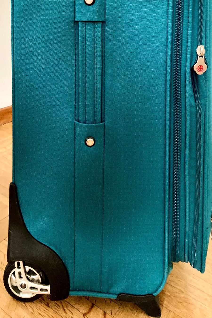Reisekoffer: Reisekoffer-Set – Gebraucht aus Zug von HLECH 8