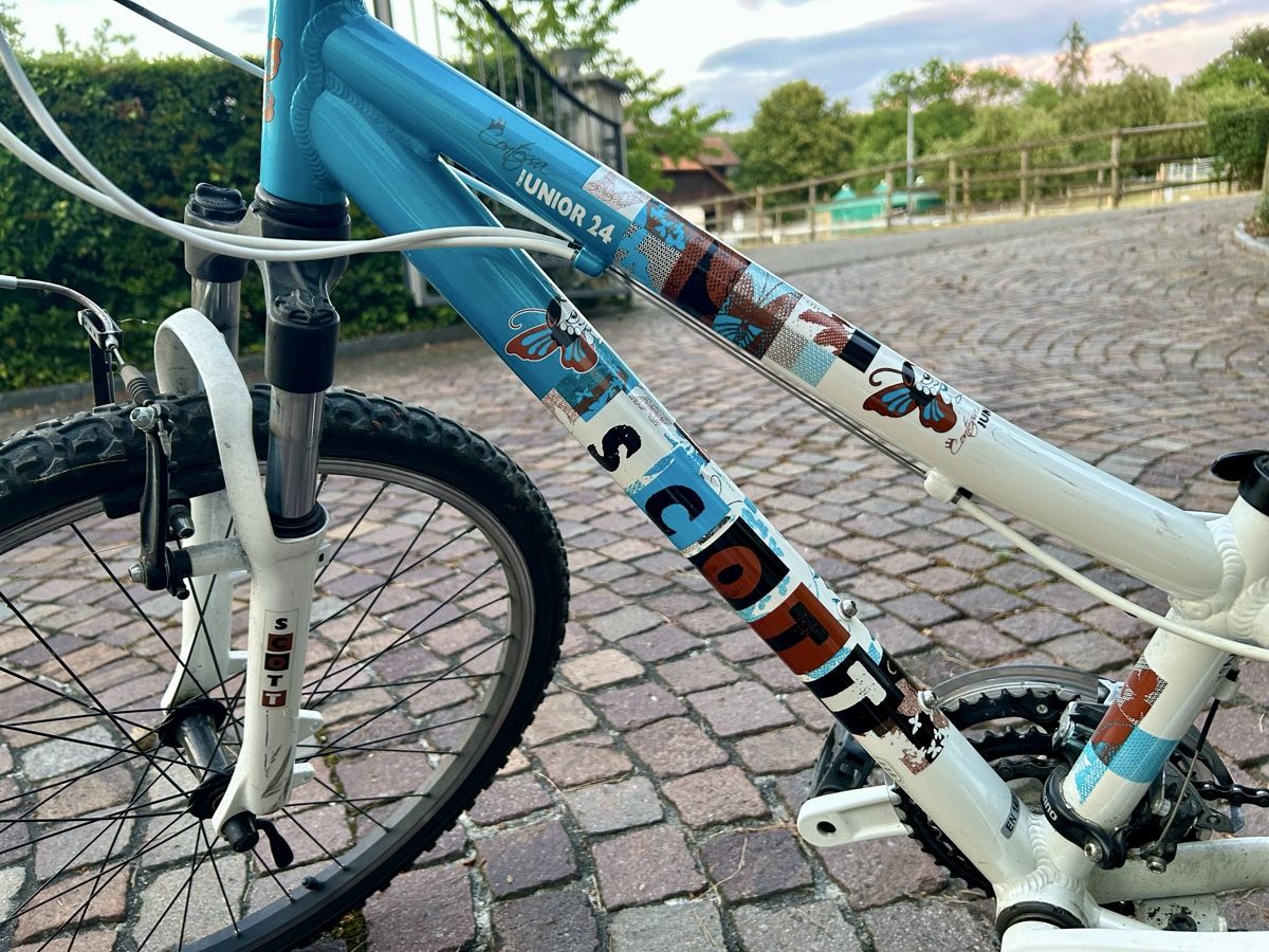 Scott Biciclette: Kindervelo SCOTT Junior 24 weiss/blau gebraucht – Usato da Büron venduto da anneetoli 1