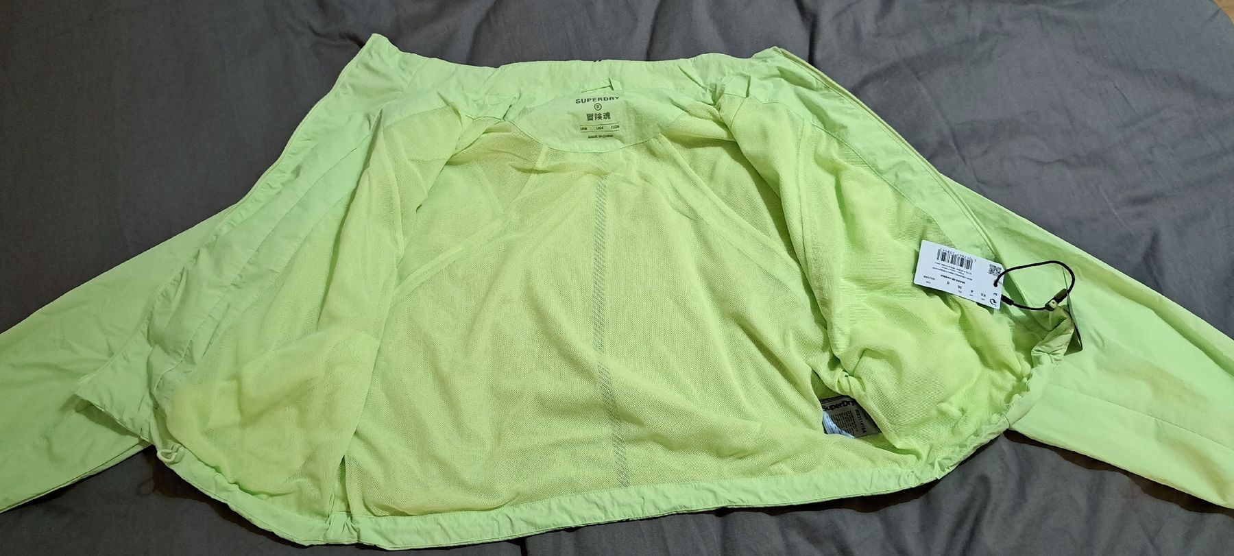 Superdry Jacken: Superdry Run Cropped Waterproof Jacke – Neu und originalverpackt aus Ipsach von trix106 2