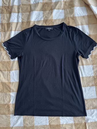 T-Shirt noir Lawrence Grey