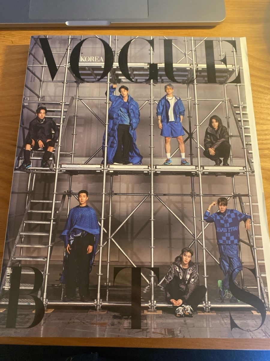 Libri: BTS Vouge – Nuovo (secondo la descrizione) da Pieterlen venduto da Mondbuchzauber_rkive