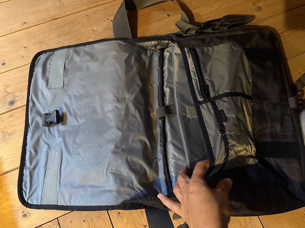 Taschen: Laptop Tasche Dakine – Gebraucht aus Alchenflüh von Zinaida1985 2
