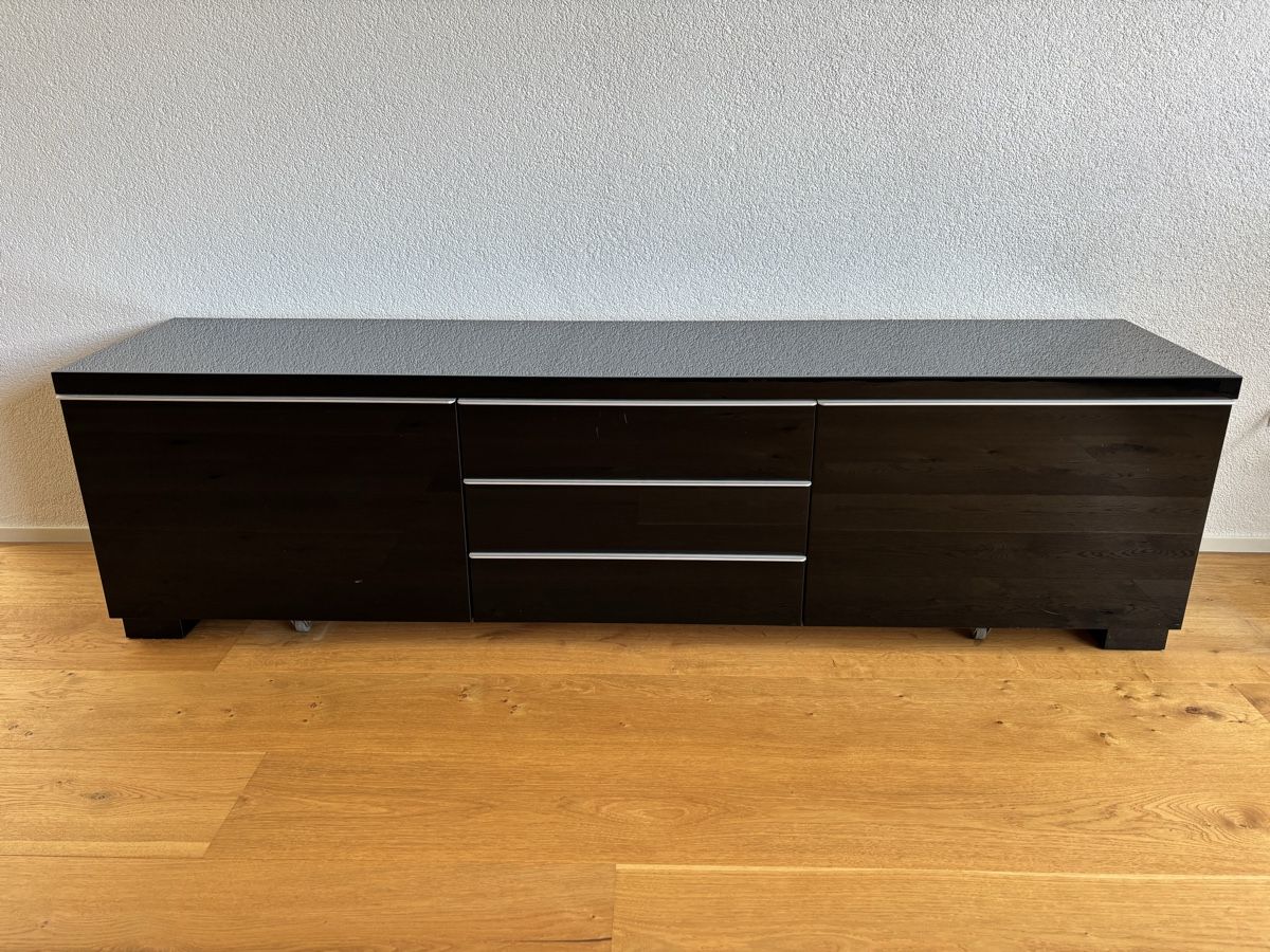 Mobili TV: Sideboard schwarz 180 cm – Usato da Bremgarten AG venduto da Suhrbaumer
