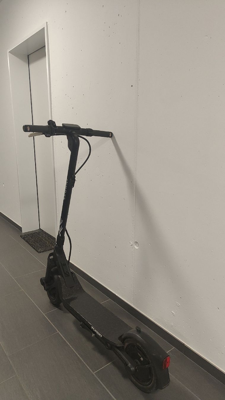 Segway Kickboard: Segway Ninebot E3 pro  – D'occasion à Erlinsbach par ebsa0012 3