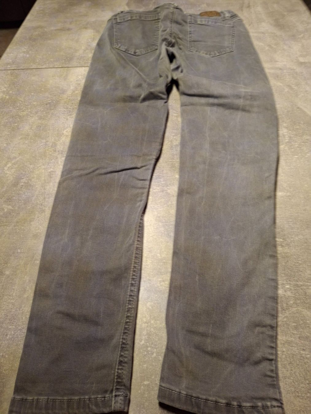 Jeans: Pantalon jeans gris taille M 98% coton – Usato da Villiers venduto da san_jn5w 7