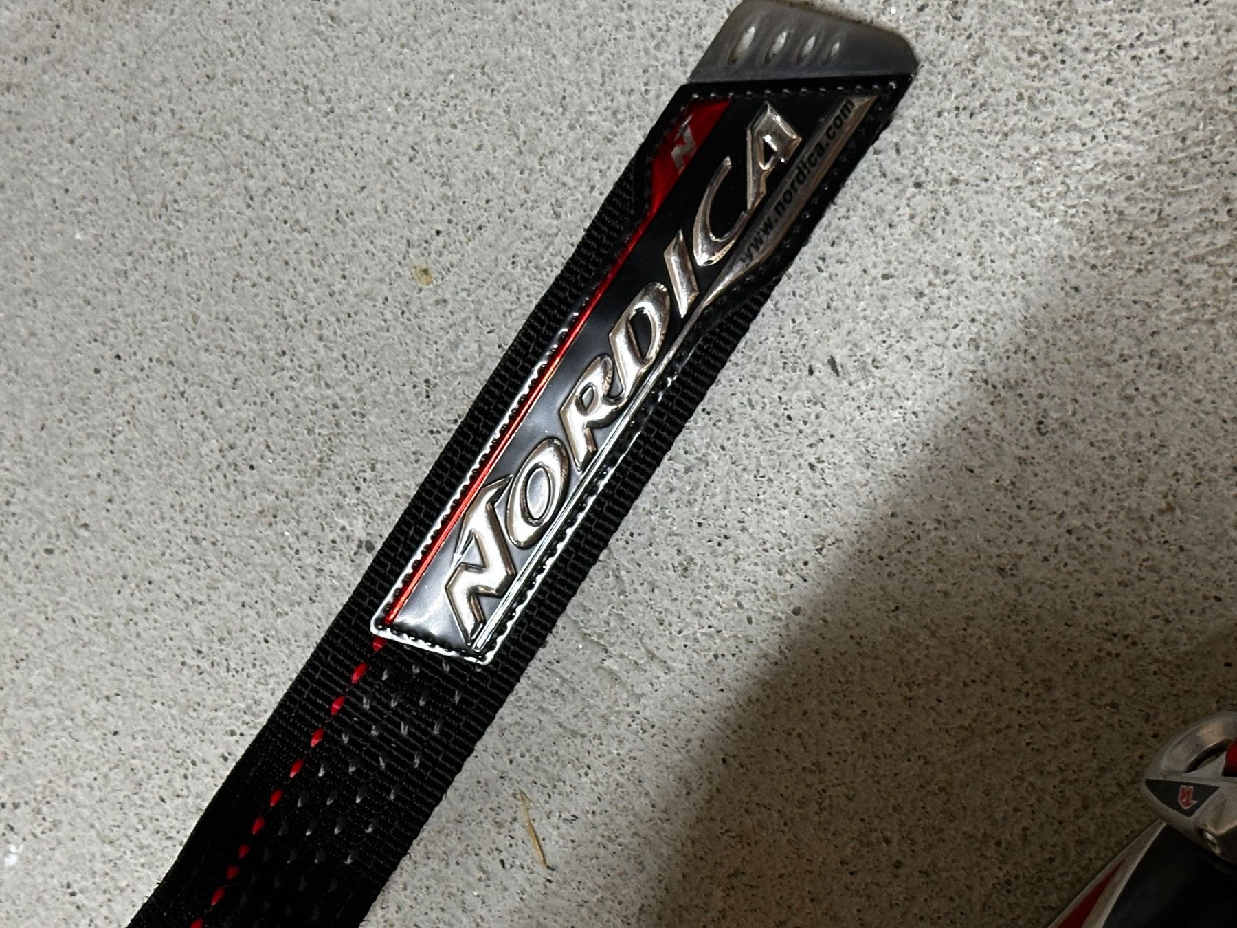 Völkl Sci: Völkl Skiausrüstung – Usato da Fahrweid venduto da sacha.c 8