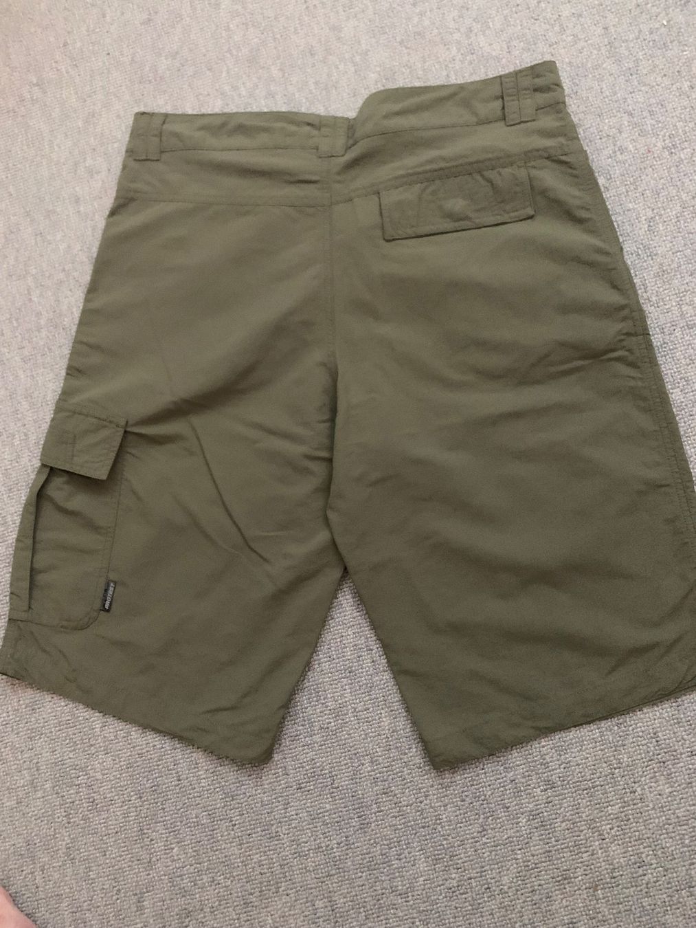 Protest Pantalons: HERREN CARGO SHORTS PROTEST GRÖSSE M – Neuf (Voir description) à Embrach par korbflechter49 1