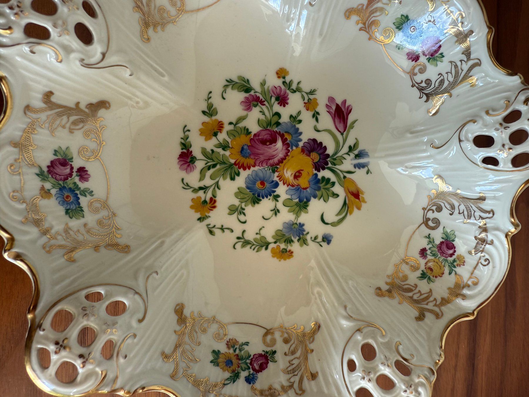 Rosenthal Schalen: Antike Rosenthal Obstschale 23 cm – Gebraucht aus Kirchdorf von Vintagewunder 2