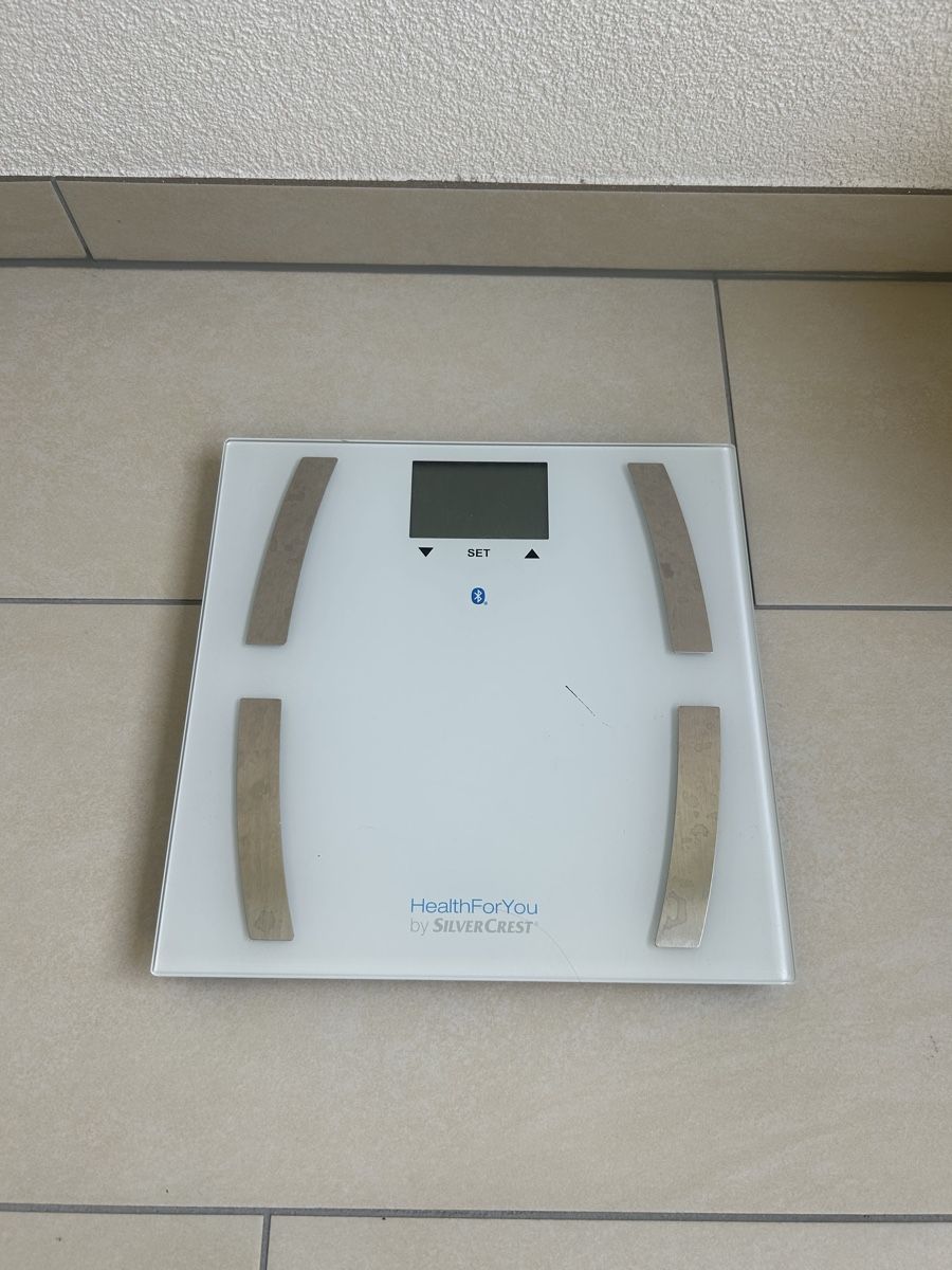 SilverCrest Bilance pesapersone: Smart scale Silvercrest – Usato da Reinach BL venduto da Krieger23