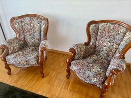 2er Set Antike Ohrensessel mit Blumenmuster, Top Zustand