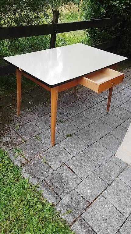 Tables: Vintage Tisch – D'occasion à Marbach LU par por-295