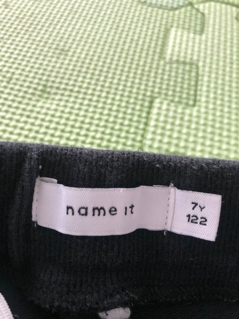 Pantaloni: Trainerhose schwarz Gr. 122 – Usato da Sarmenstorf venduto da Contendra 2