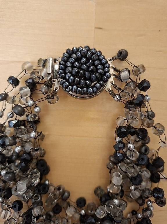 Catenine: Schwarze Langani Halskette – Usato da Wabern venduto da amo_pp26 1