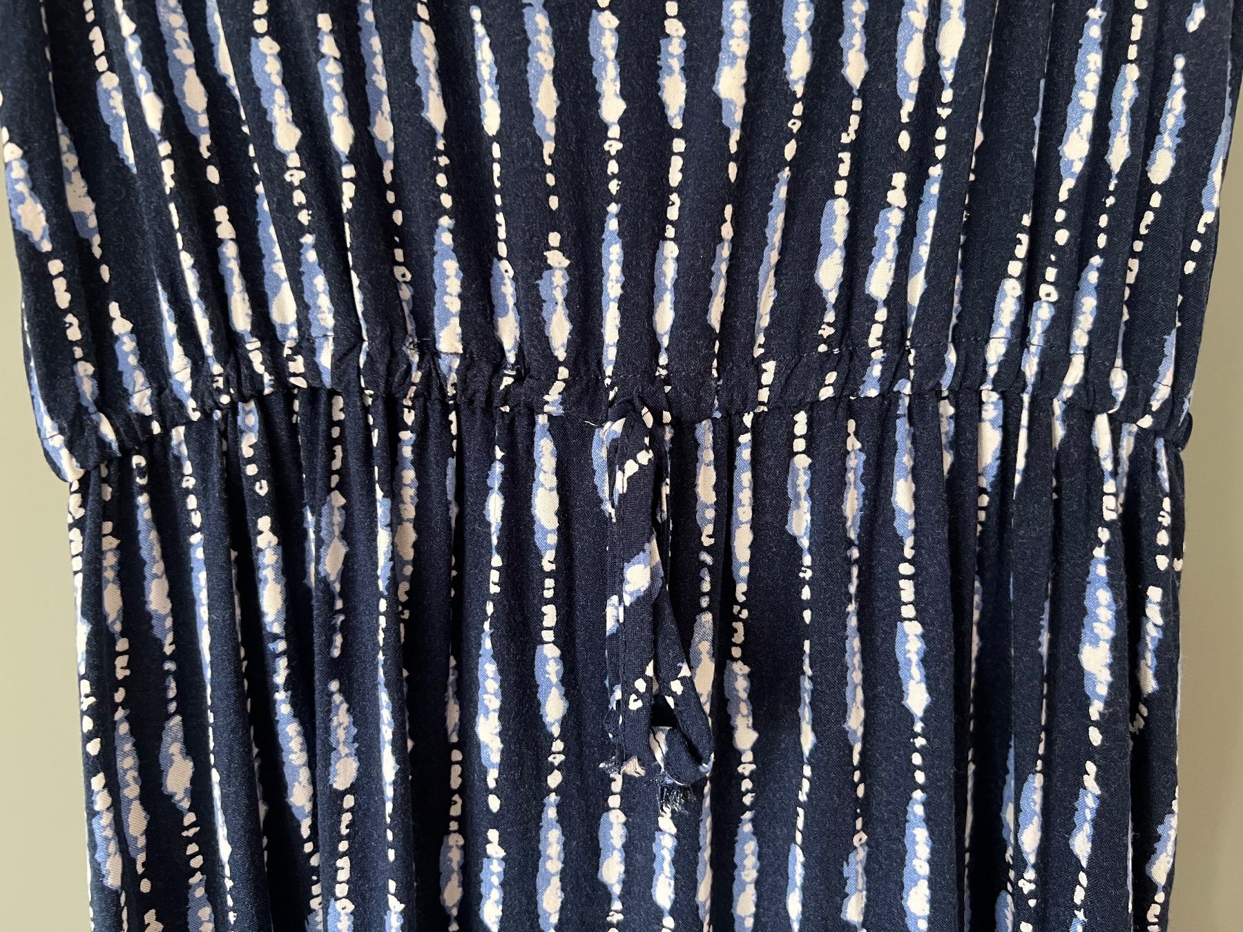 Kleider: Ärmelloses Kleid, 100% Viskose, Gr. XS – Gebraucht aus Zürich von Nora321 4