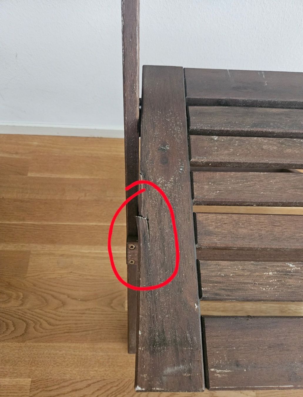 Ikea Sedie: Gebrauchte Gartenstühle aus Holz, 4 Stück – Usato da Basel venduto da ._.Claudia._. 6