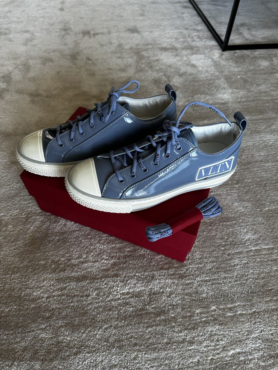 Valentino Scarpe da donna: Sneakers Valentino 39 new – Nuovo e nell'imballaggio originale da La Croix (Lutry) venduto da secondhandZara
