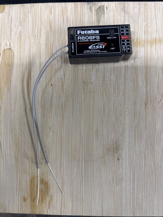 Futaba R608FS (Gebraucht) in Würenlos für CHF 25 – mit Lieferung auf ...