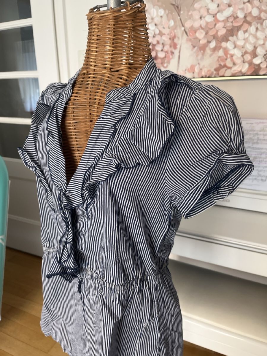H&M Chemisiers: Bluse, H&M mit Rüschen, blau/weiss, 36 – D'occasion à Solothurn par Bobesch08 2