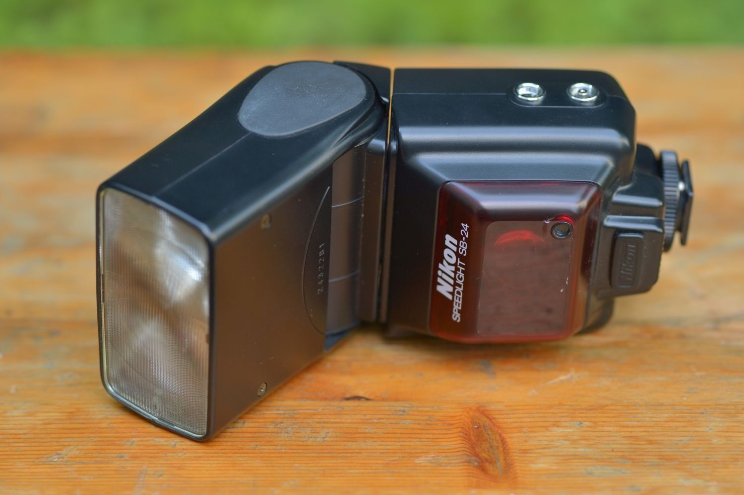 Nikon Flash: Nikon SB 24 Blitzgerät – Usato da Lichtensteig venduto da dan_rj7z