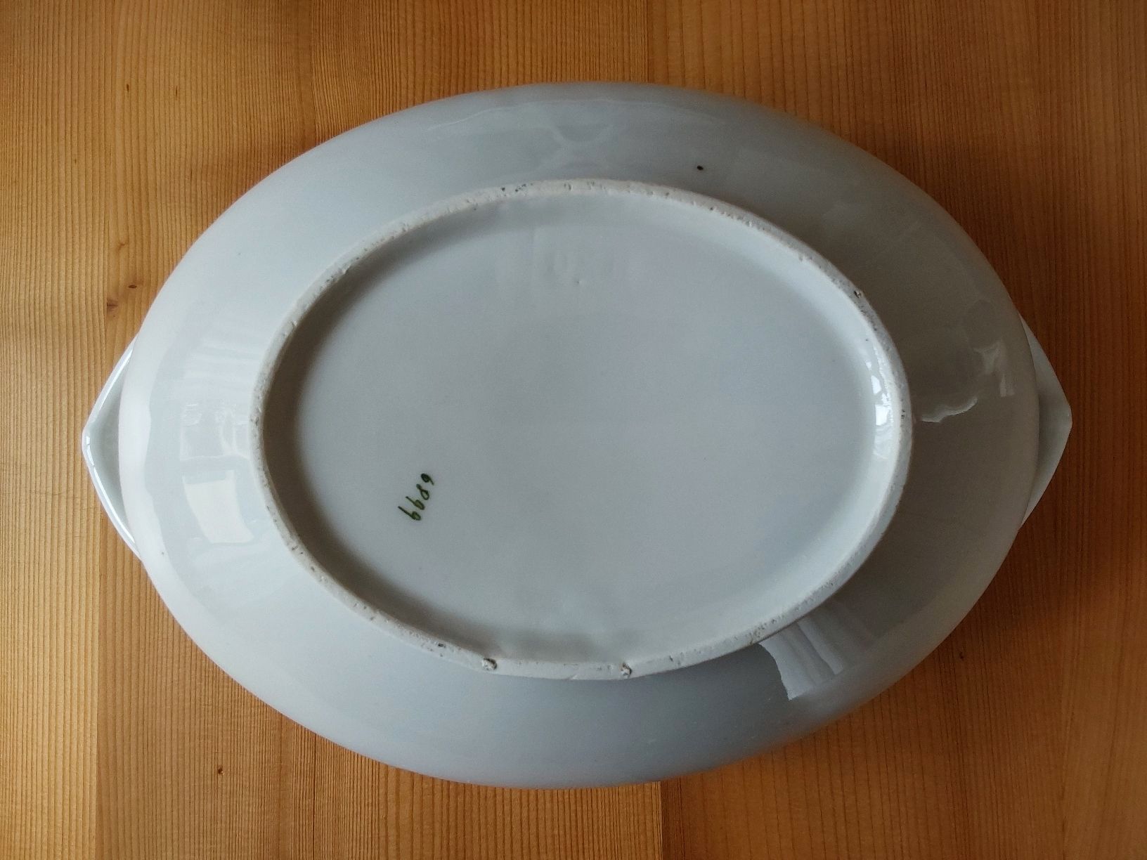 Ciotole: Alte Servier-/Gemüseschüssel mit Deckel – Usato da Arbon venduto da co-gr 4