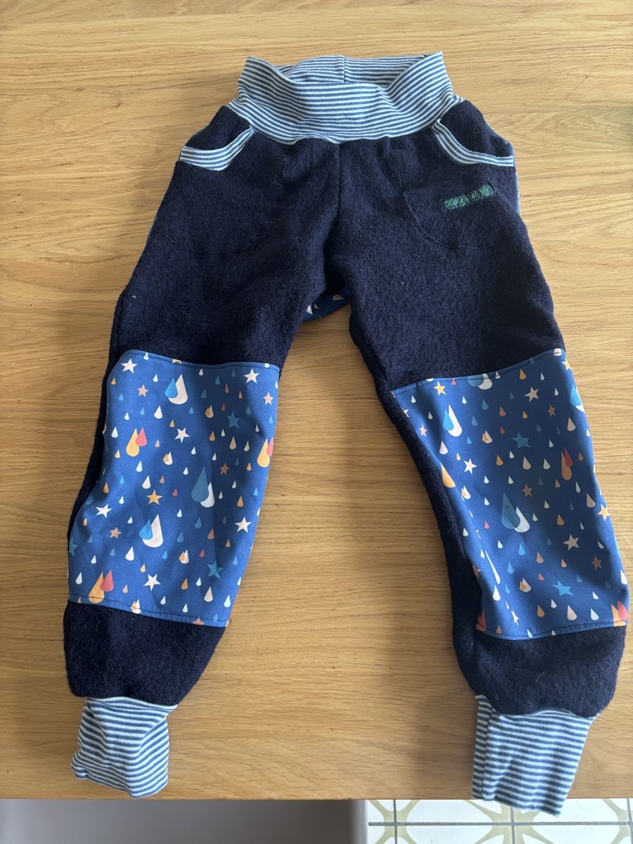 Pantaloni: Woll-Walkhose mit Softshell Verstärker 122 – Usato da Zürich venduto da S_eva