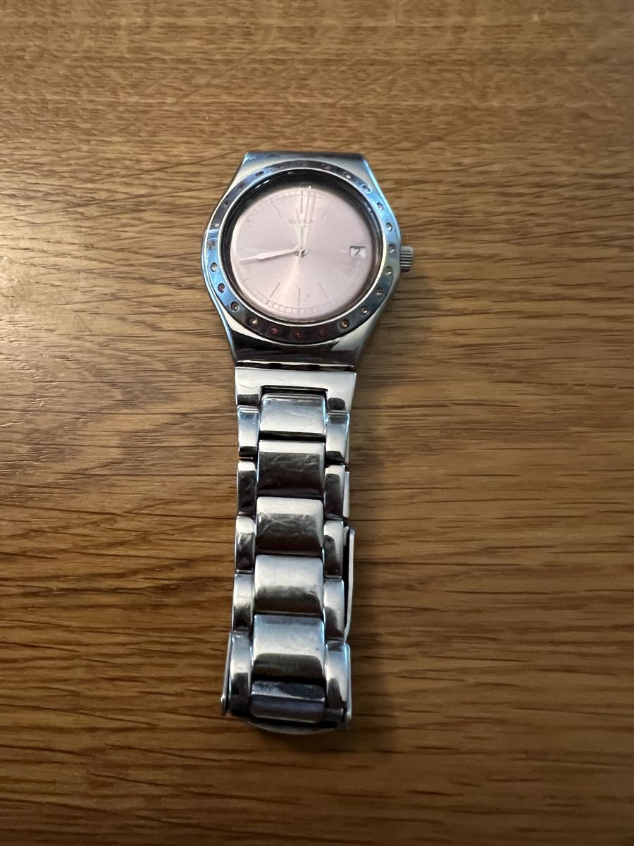 Swatch Uhren: Swatch Uhr Damen L.L. Silber – Gebraucht aus Thürnen von Lilie37