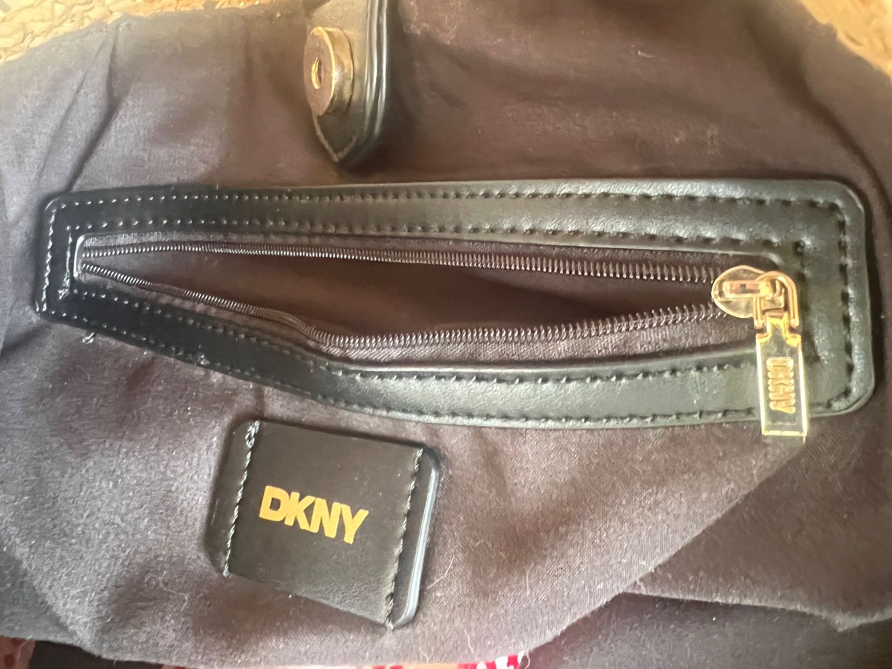 DKNY Borse da donna: Cabas DKNY (Paloma) comme neuf – Nuovo (secondo la descrizione) da Lugnorre venduto da cla_j6bq 2