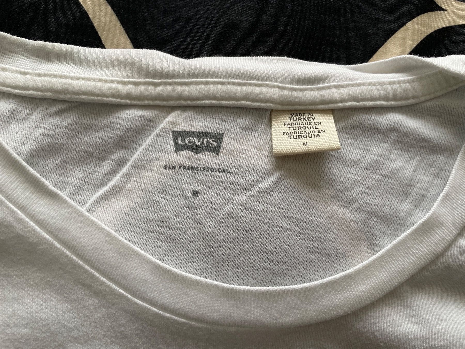 Levi's T-shirt: T-Shirt Levis – Nuovo (secondo la descrizione) da Zürich venduto da katya_noia 1