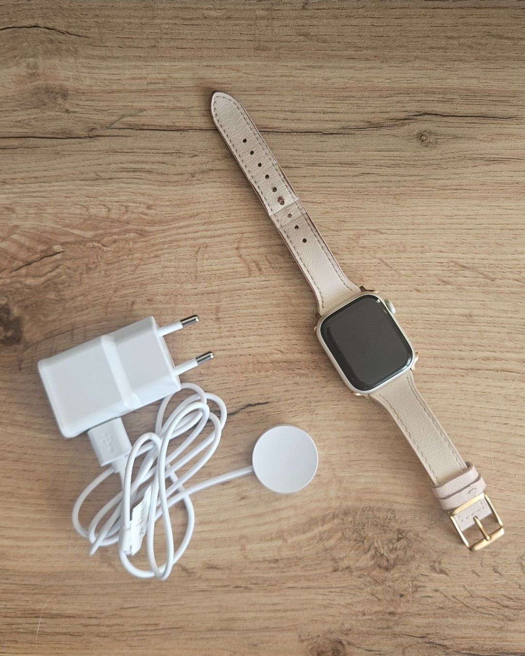 Apple Smartwatch: Apple watch series 7 40mm – Usato da Widnau venduto da PlayTechTown