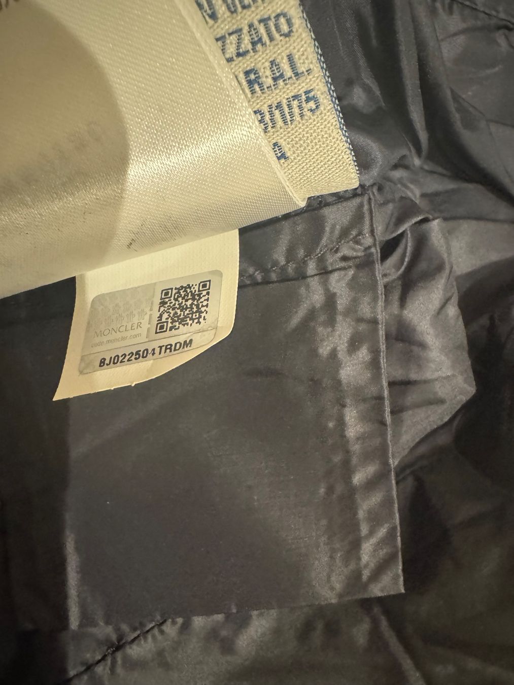 Cappotti: Moncler wunderschöner Uebergangs Mantel, 2-3 36-38 – Usato da Klingnau venduto da Markus14 2
