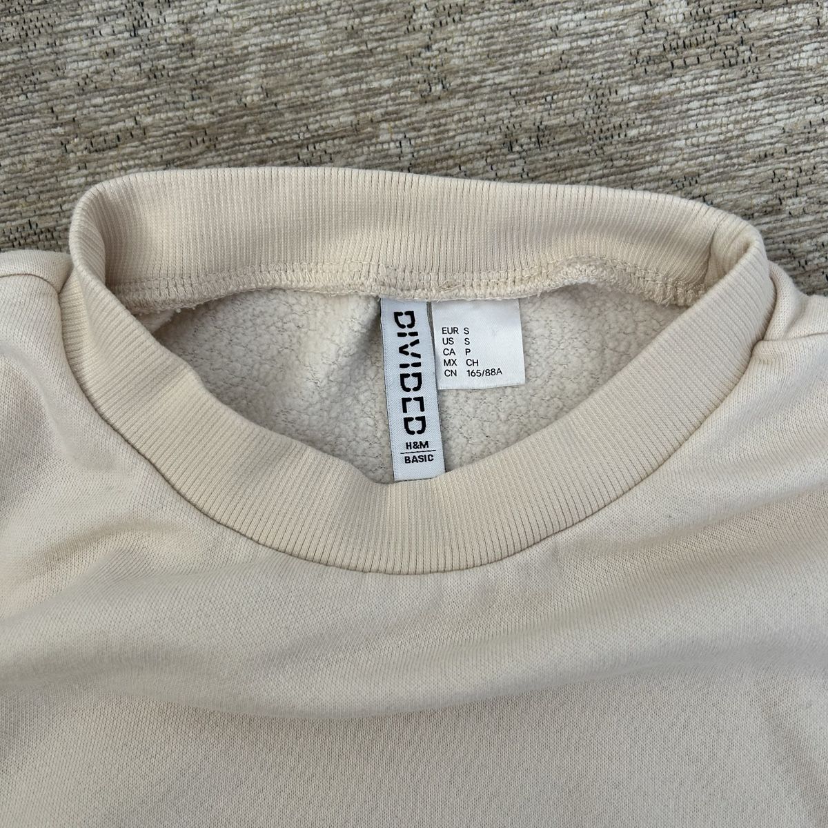H&M Maglioni & Felpe: Pull H&M couleur crème, taille S – Nuovo (secondo la descrizione) da St-George venduto da elena27 2