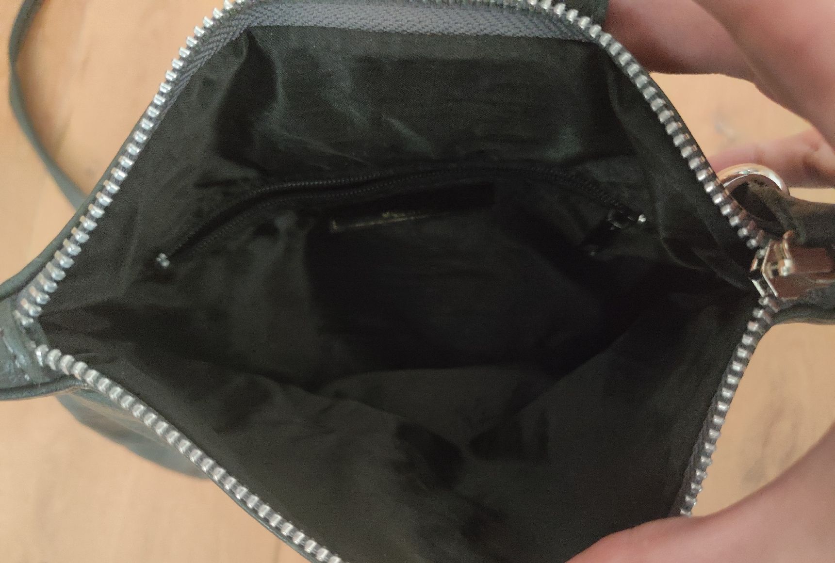 Borse da donna: Kleine graue Ledertasche – Usato da Zürich venduto da R-2015 3