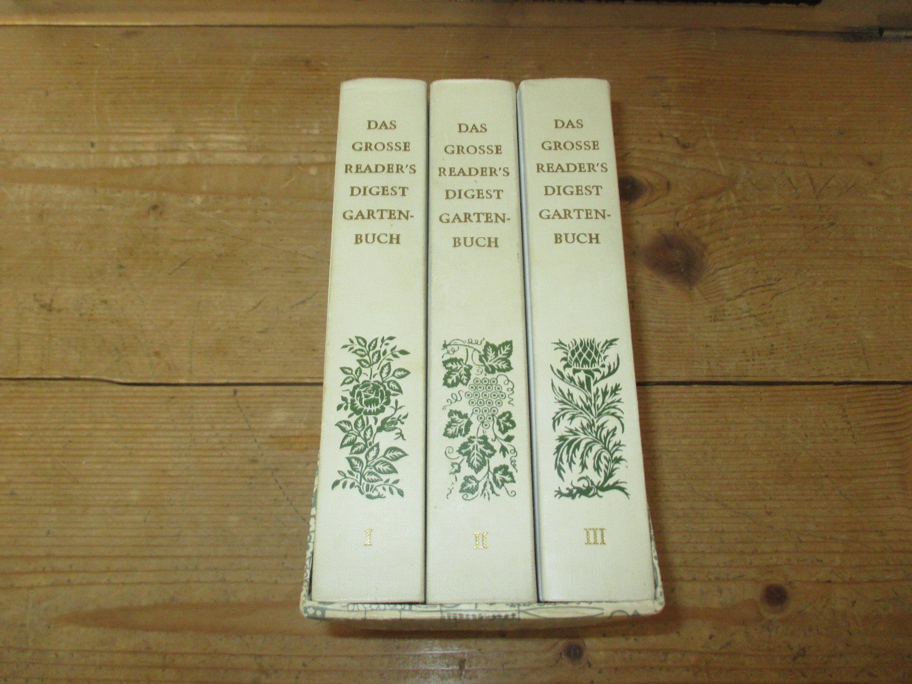 Libri: Reader's Digest Gartenbücher, 3 Bände – Usato da Flims - Dorf venduto da Stagediver