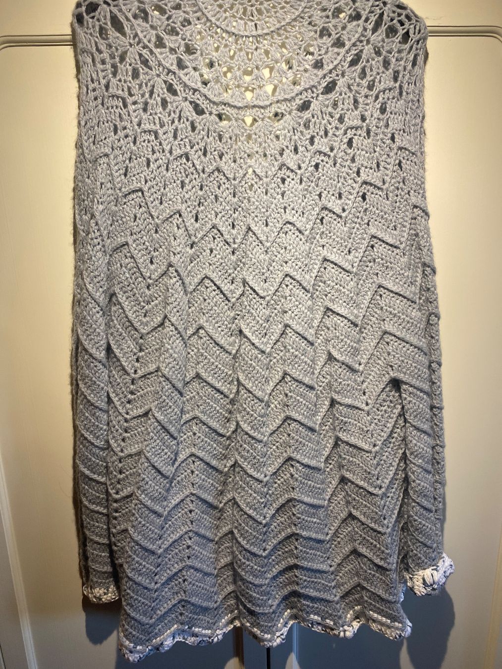 Jacken: STRICKJACKE-BLAU-WEISS,HANDGEMACHT – Neu und originalverpackt aus Meienried von ManuelaBoutique 5
