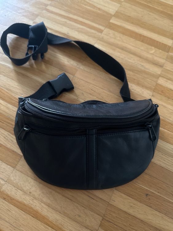 ACAB Bauchtasche Schwarz - Gürteltasche Mit 3 Fächern Und Anhänger