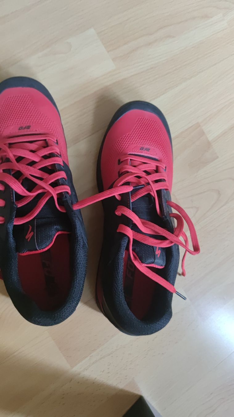 Specialized Herrenschuhe: Specialized 2F0 45.5 Größe  – Neu (gemäss Beschreibung) aus Meggen von Malecifent 4