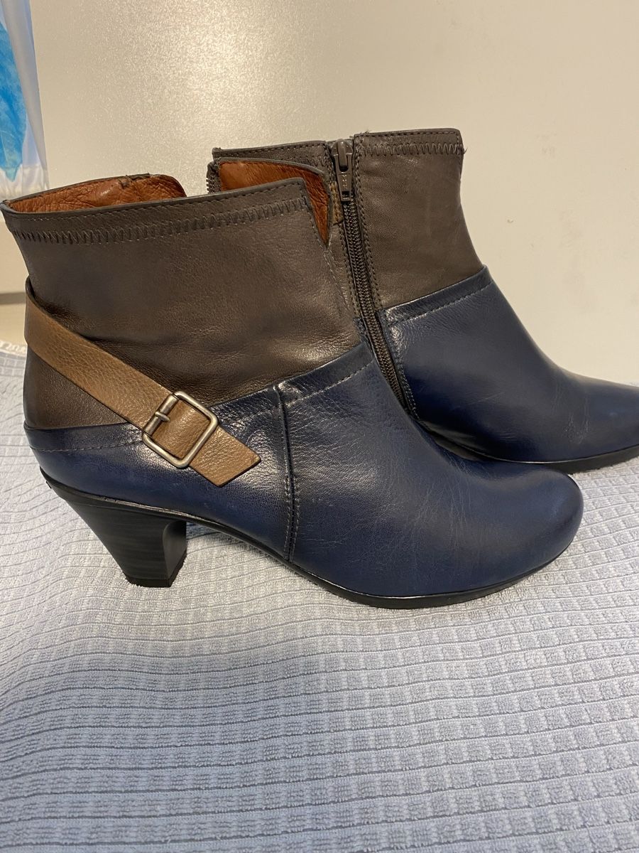 Scarpe da donna: Hispanitas Lederstiefeletten Gr. 39 – Nuovo (secondo la descrizione) da Regensdorf venduto da Langenbach51